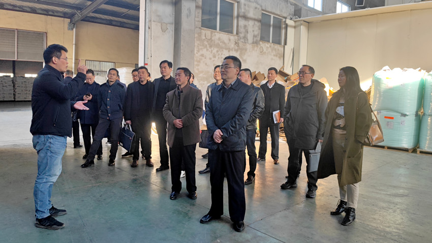 市人大常委會開展2021年環(huán)境狀況和環(huán)境保護目標完成情況專題調研.jpg