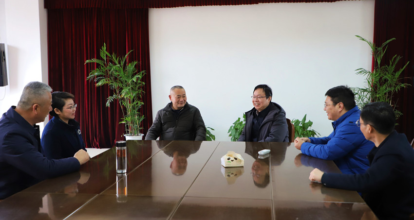 慰問美祥實業公司高級技師汪華北.jpg