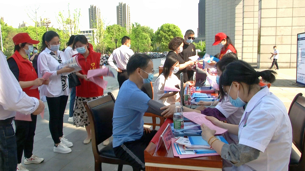 圖為醫保基金監管宣傳咨詢活動現場.jpg