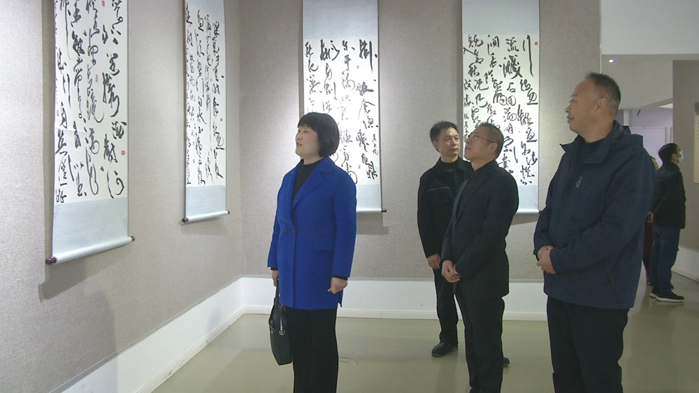 圖為觀展現場.jpg
