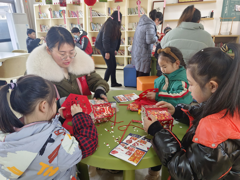 桐城：黨群一家親，男女老少歡樂鬧元宵2.jpg