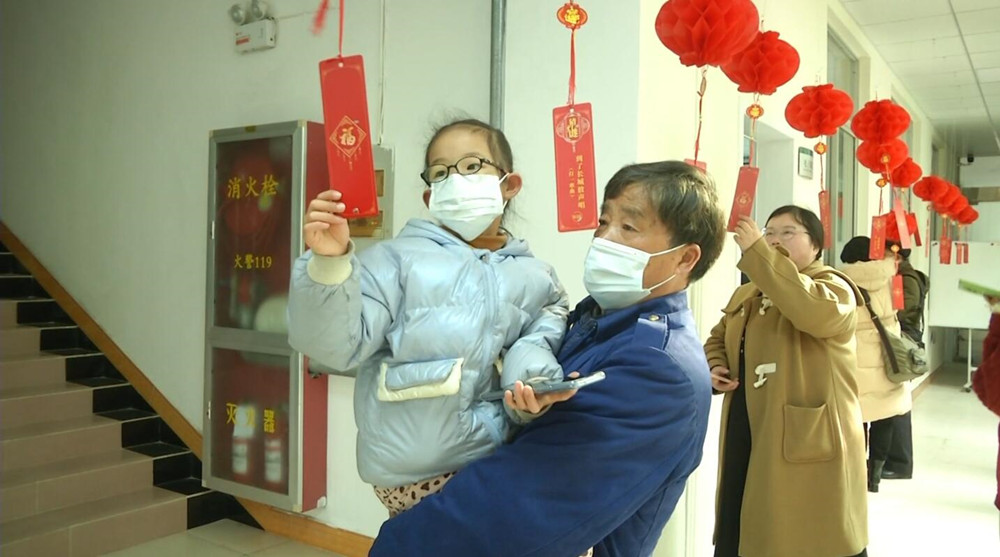 圖為猜燈謎現場4.jpg