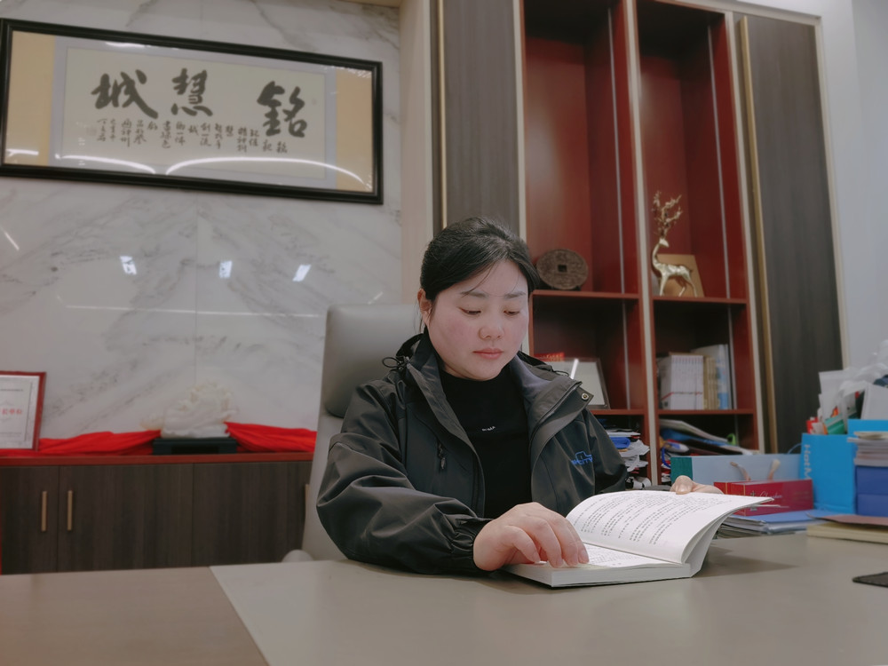 圖為安徽銘慧城包裝科技有限公司總經理李慧.jpg