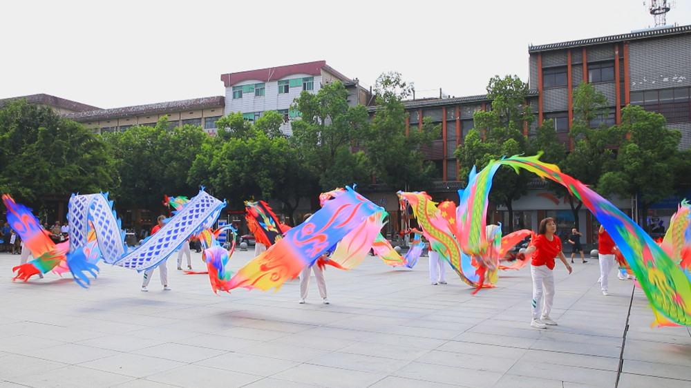 圖為武術(shù)表演《龍騰盛世》現(xiàn)場(chǎng).jpg