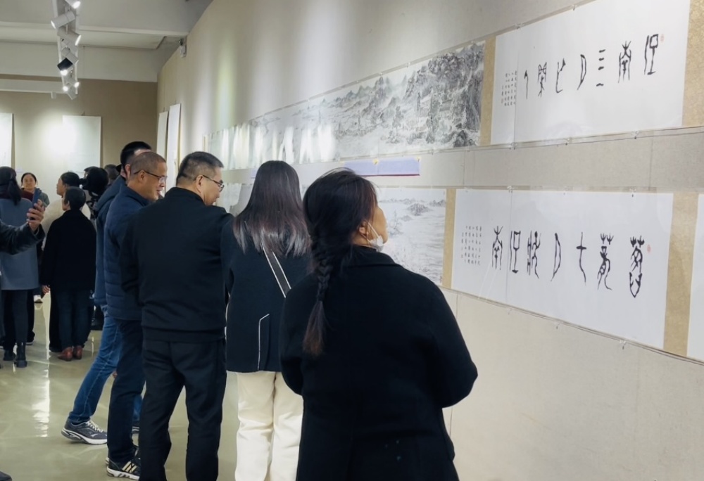 圖為書畫展現場3.jpg