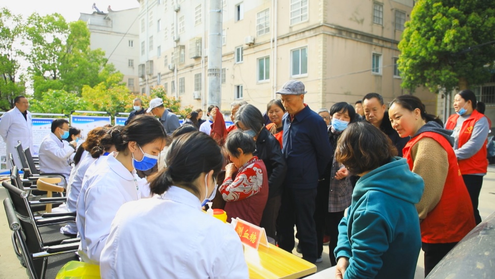 圖為義診活動現場1.jpg